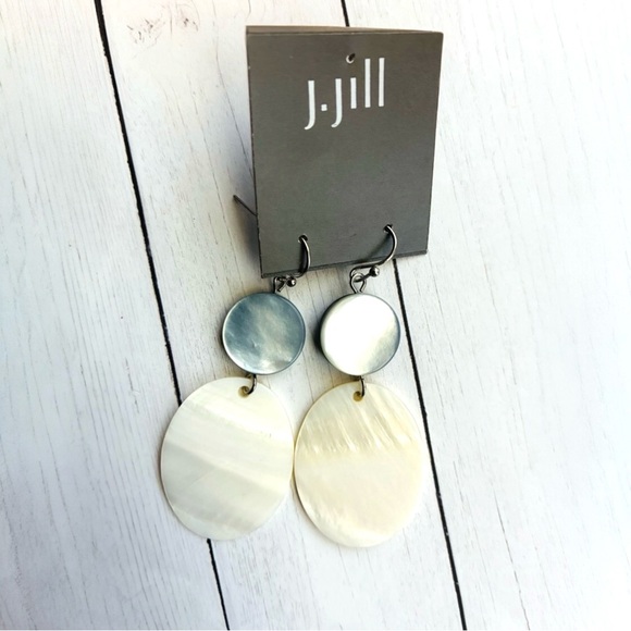 J. Jill Jewelry - NEW NWT J. Jill Natural Abalone Shell Mother-of-Pearl Oval Earrings $34 Retail